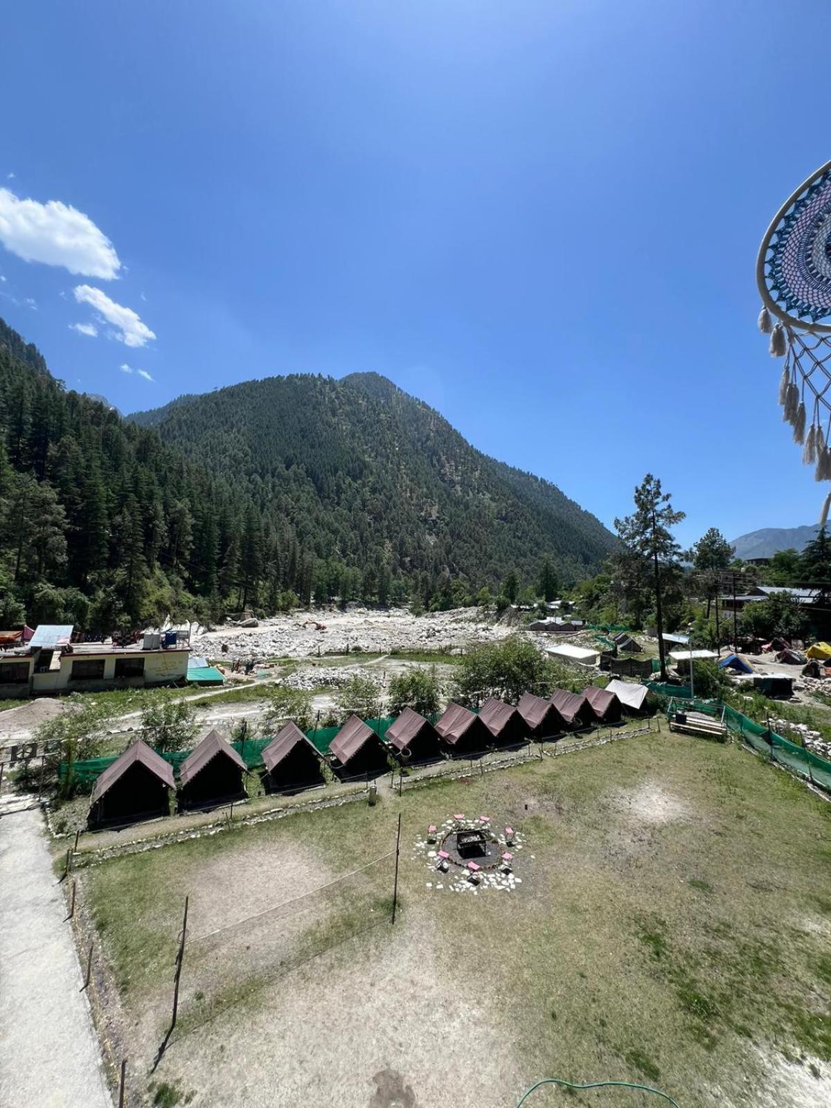 Himtrek Stays, Касоль Экстерьер фото