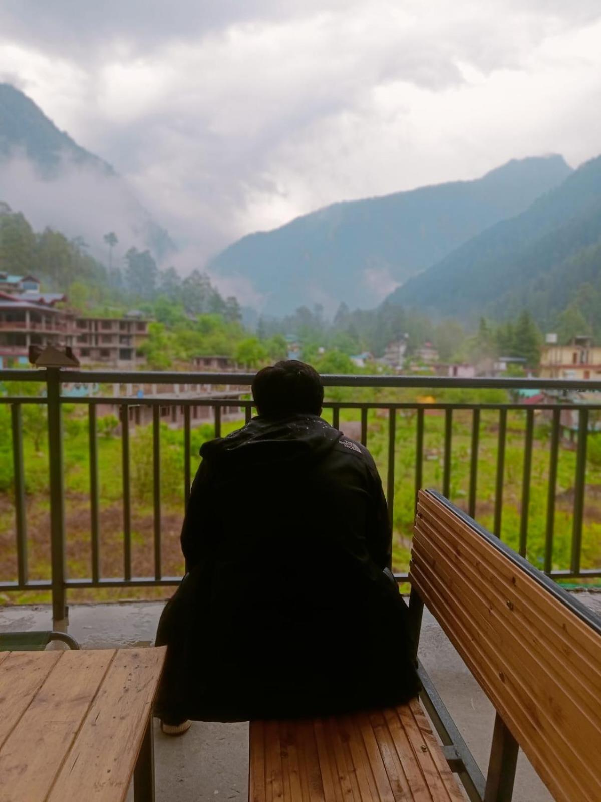 Himtrek Stays, Касоль Экстерьер фото